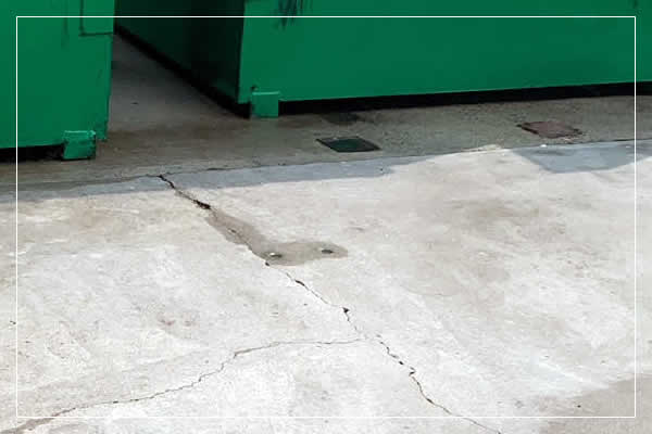 Dumpster Pad Cleaning in Troy, Michigan